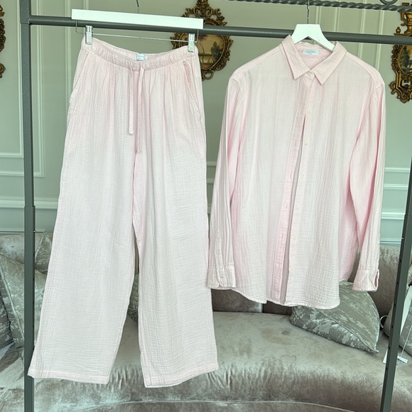NWOT ARITZIA Little Moon
AirPlush Cotton™ Sail Pant SIZE S - Picture 3 of 17